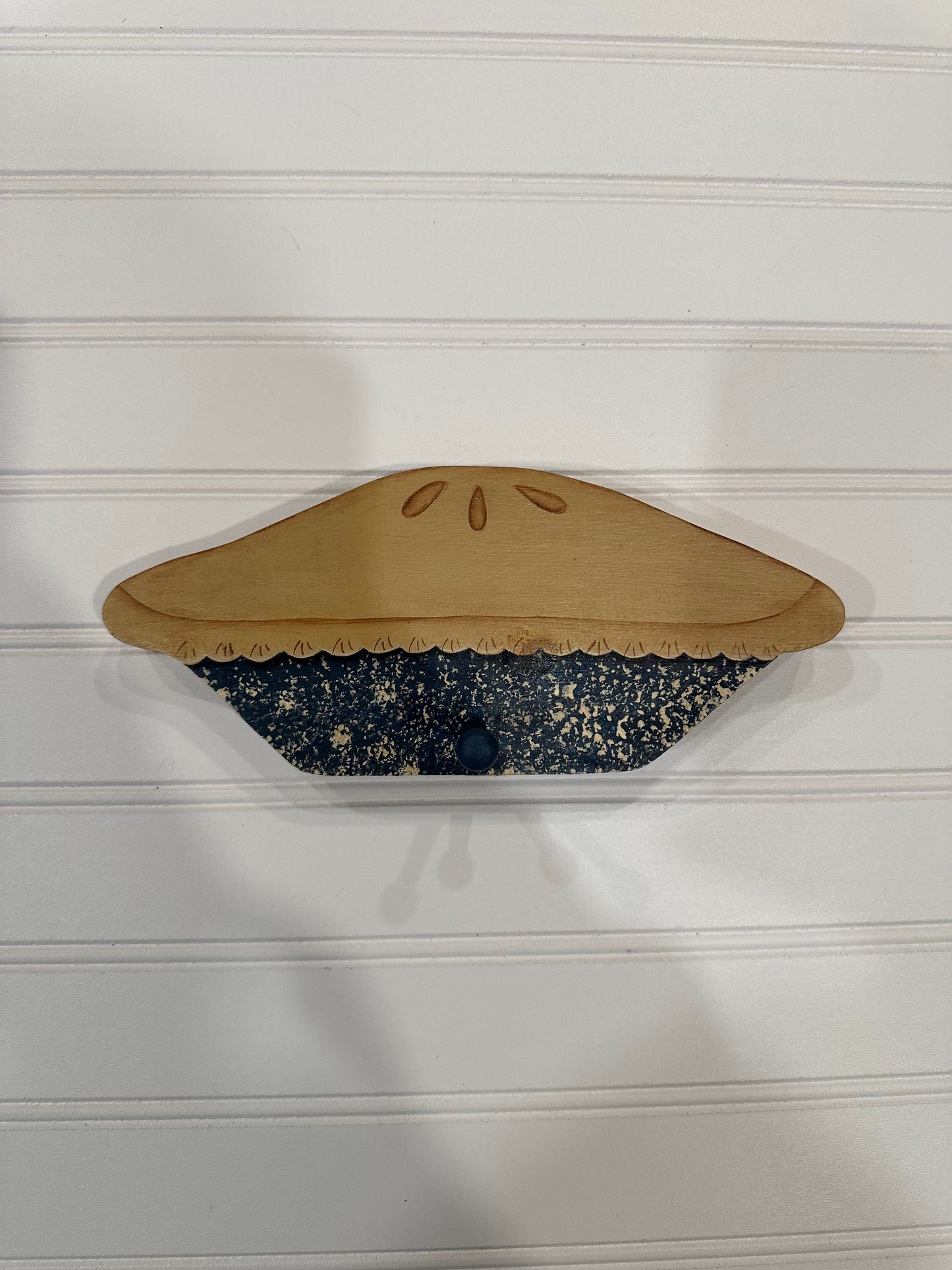 Wooden pie peg