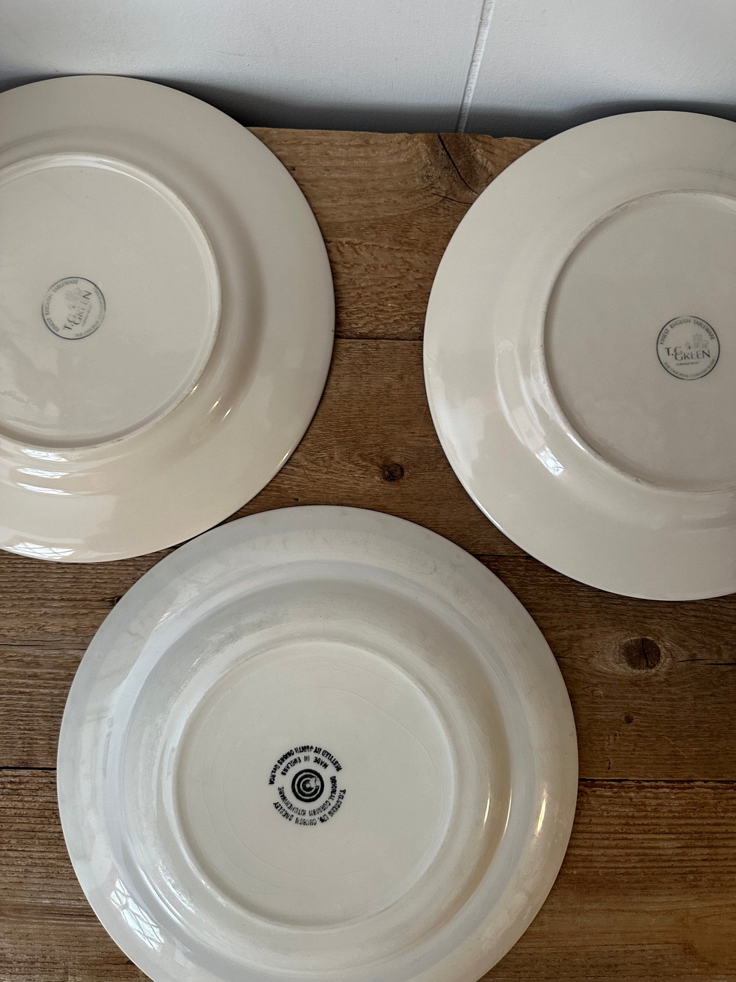 3 English Cornishware plates