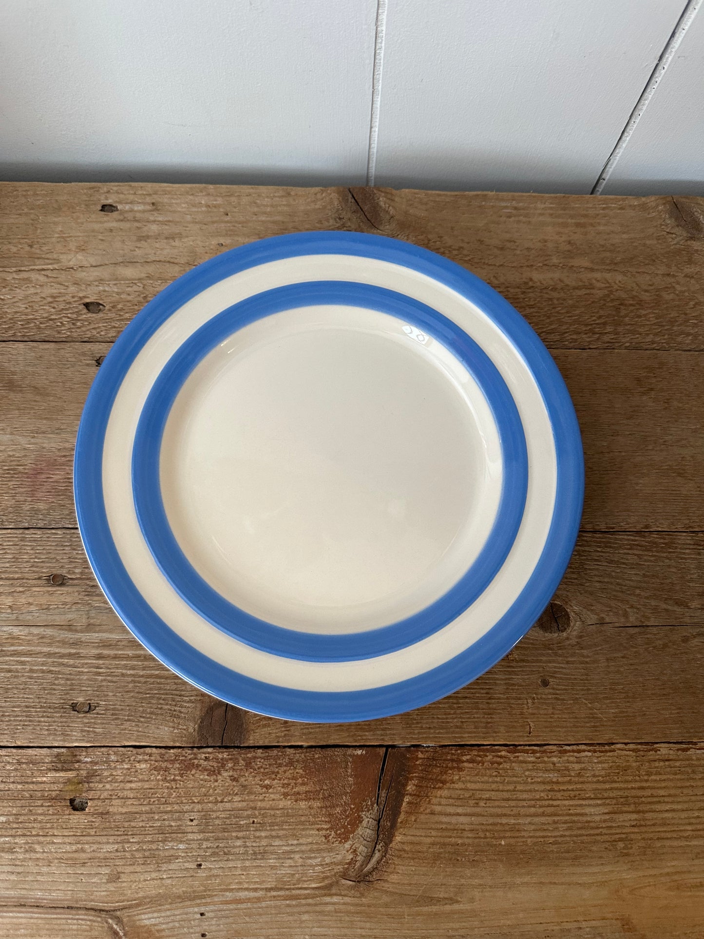 3 English Cornishware plates