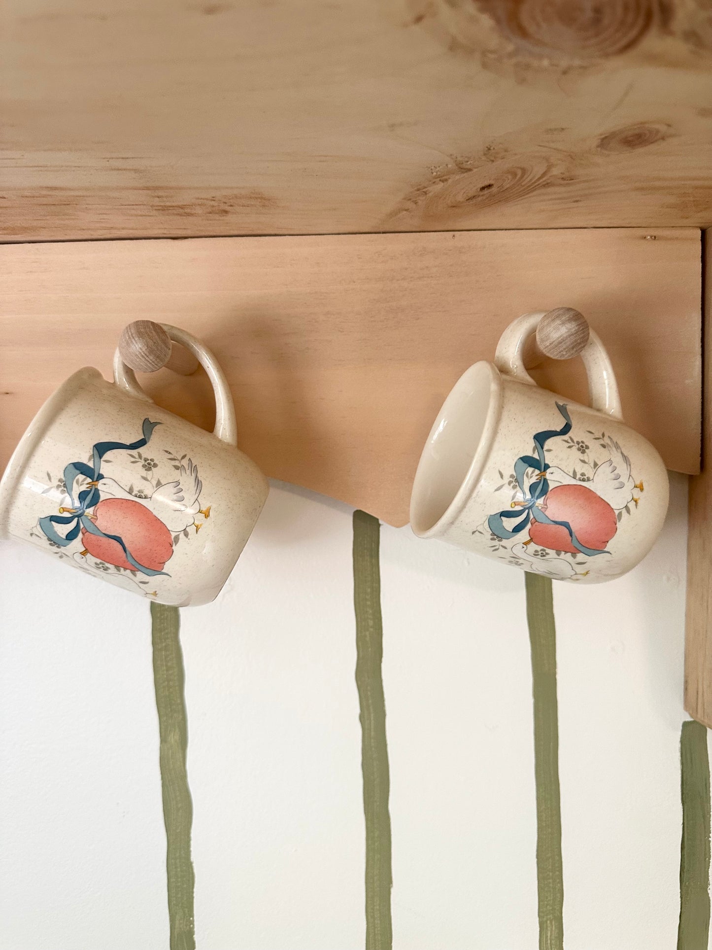 Pair of vintage goose mugs