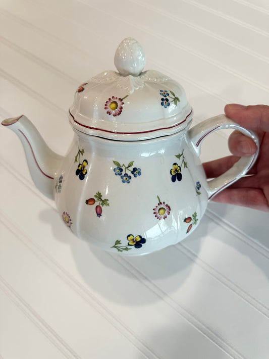 Villeroy and Boch Petite Fleur teapot