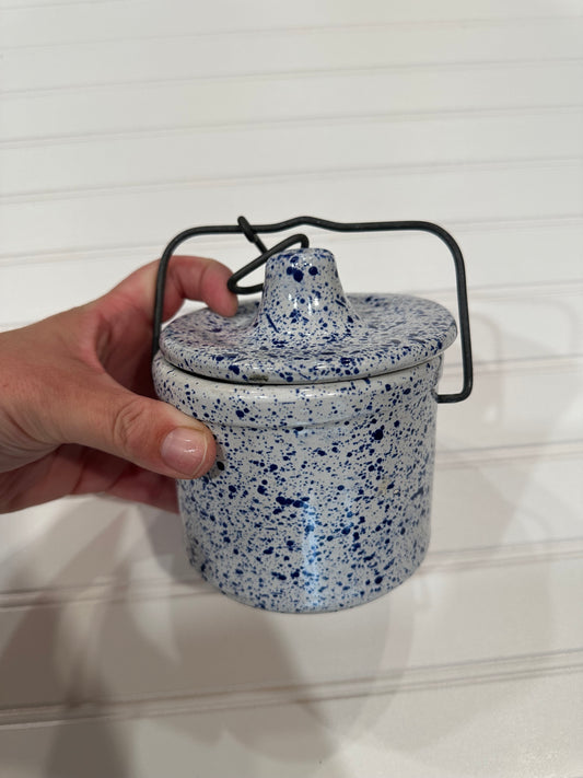 Pottery spongeware cheese crock