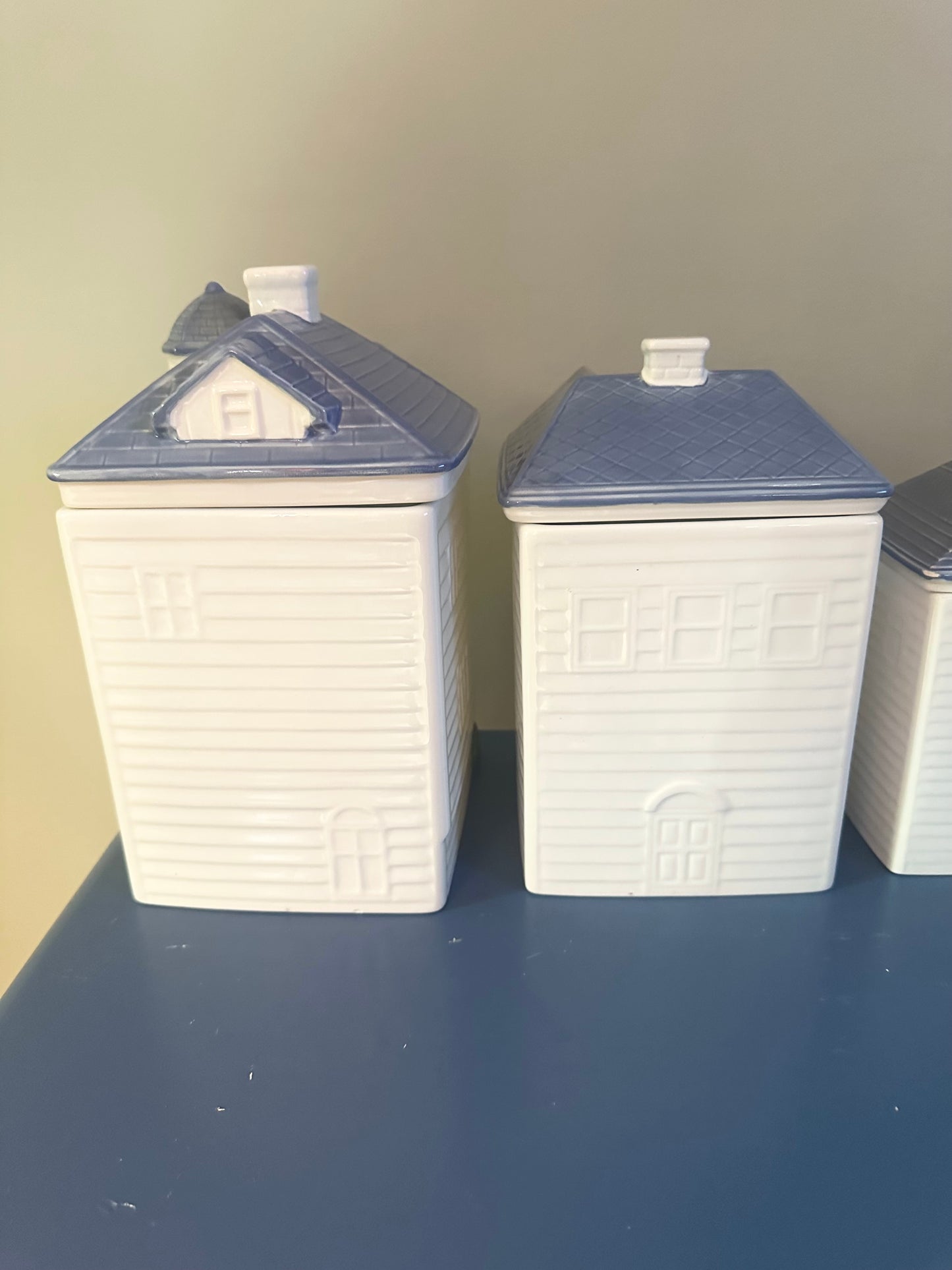 House ceramic canister set