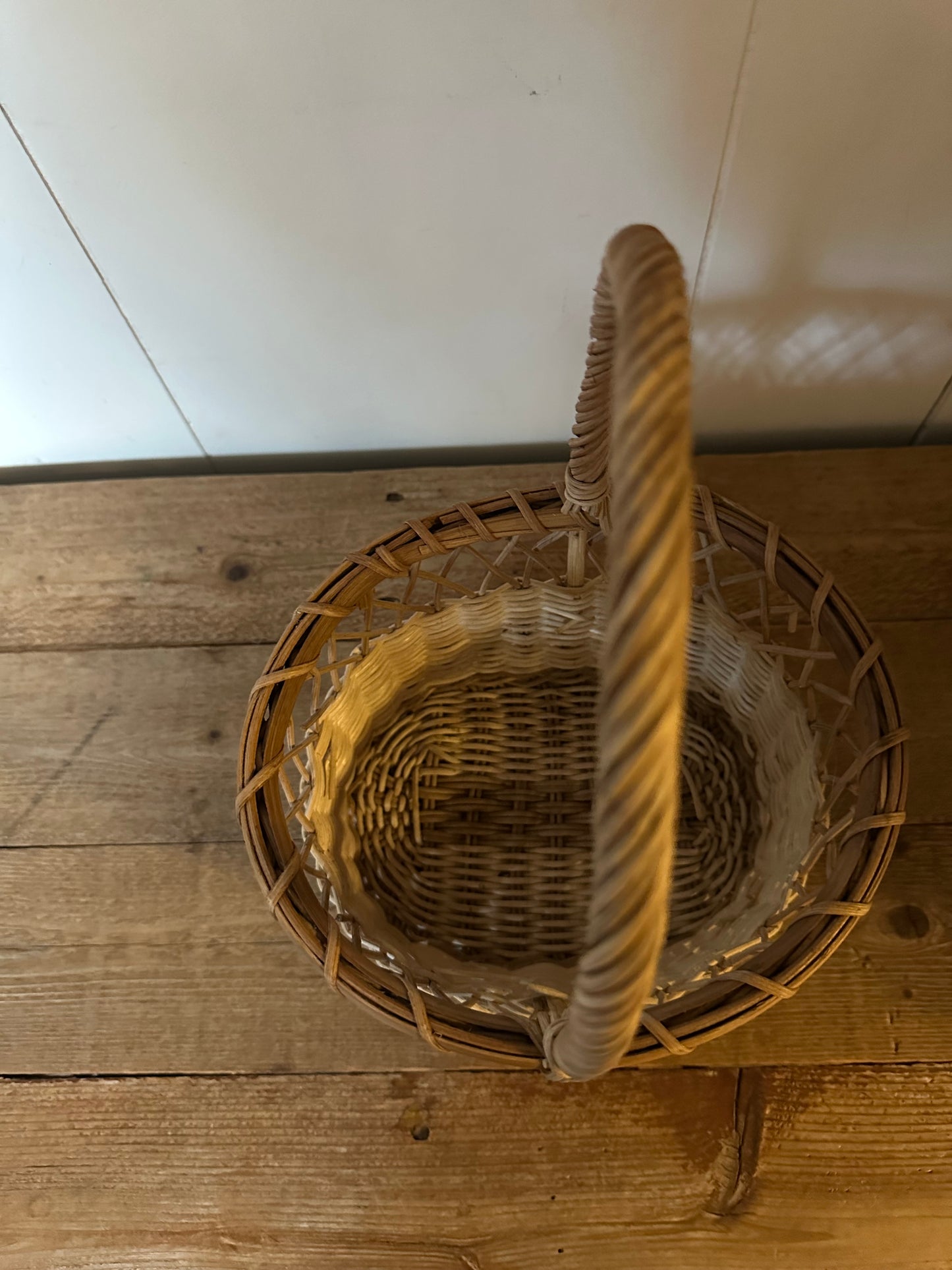 Handled wicker basket