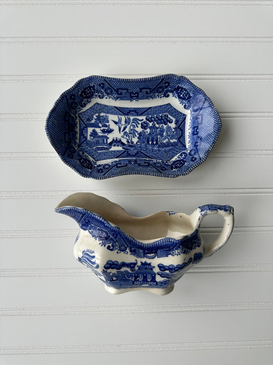 Blue Willow Buffalo China antique gravy boat and plate rest